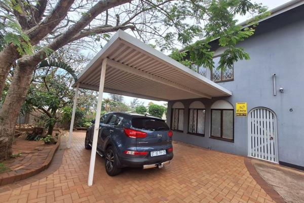 We present a delightful 2 bedroom, 2 bathroom flatlet situated on a shared property in the heart of Athlone Park.

Features:

- 2 ...