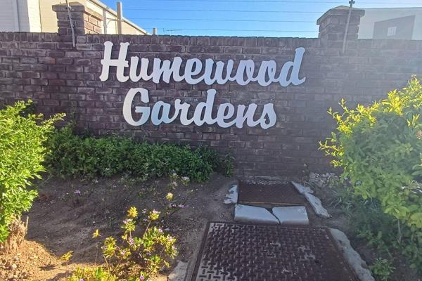 Bachelor Pad for Sale In Humewood!

Discover the perfect bachelor pad that combines comfort and convenience.
This open-plan living ...