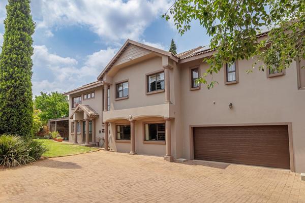 Welcome to your dream home in the serene Jordaan Park, Heidelberg! Nestled high up on a ...