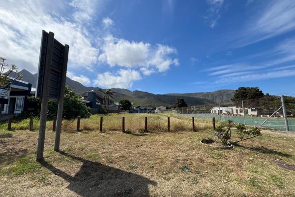 This plot is strategically located on Main Street in Kleinmond, offering high traffic ...