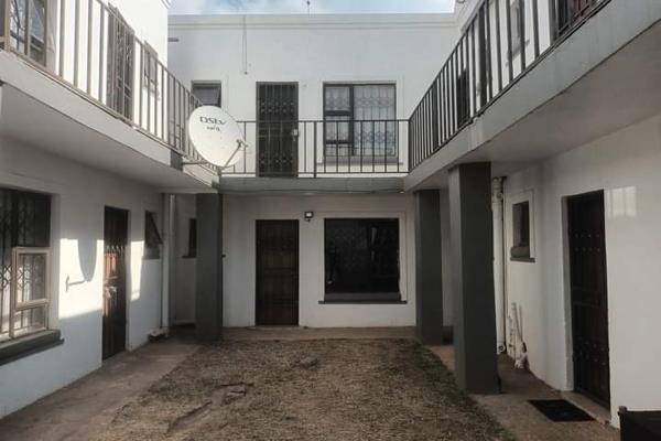 This house has 2bedrooms , full bathroom ,kitchen and lounge 
its an investment ...