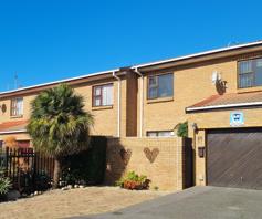 Townhouse for sale in Stellenryk