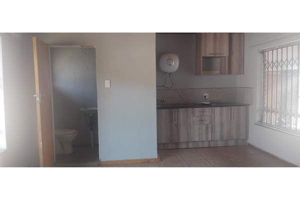 Beautiful and spacious bachelor room available for rental in a secure yard in Norkem park side of Police station. It has kitchen units ...