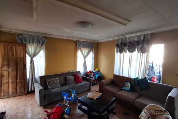 Full House to Rent in Elindinga Section of Tembisa not Far From the Rabasotho Police ...