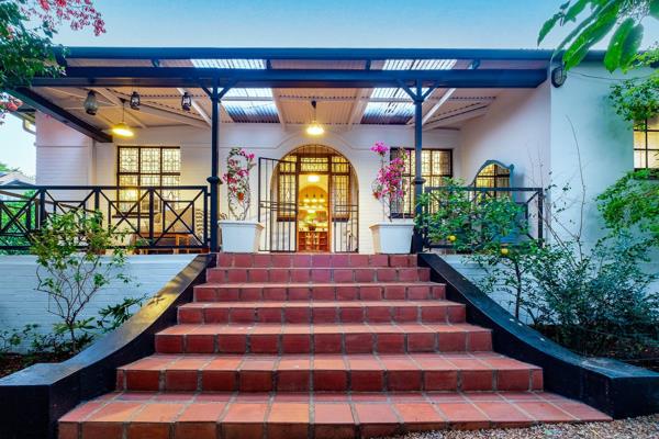 Step into the charm of Melville chic with a dash of modern farmhouse flair! 
Offers from R2.65million
This one-of-a-kind family home ...