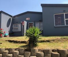 Townhouse for sale in Naturena