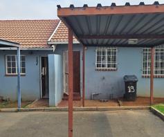 House for sale in Roodepoort West