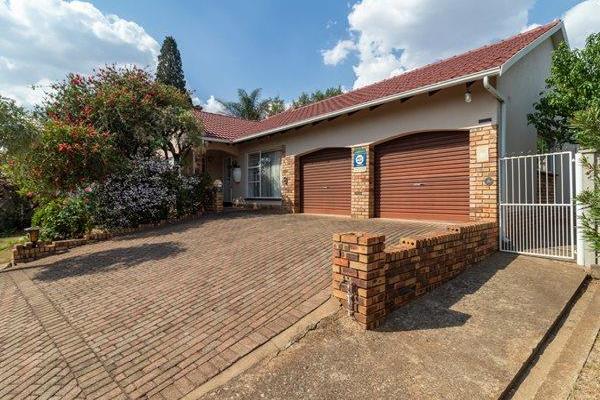 Welcome to this lovely spacious 4 bedroom family home Noordheuwel on the doorstep of ...