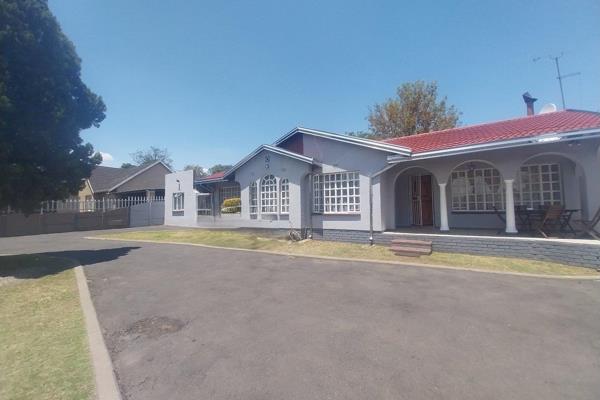 This lovely property is located in a safe area in Parkrand, close to various surrounding schools and shopping centers

The property ...