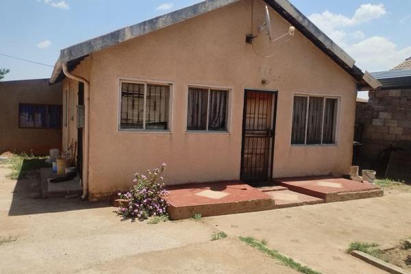 House for sale at Soweto, Emdeni Ext 2 with possible business income, not far from Protea Glen Mall, SM Motor filling station, Naledi ...