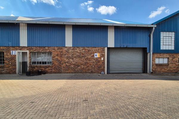 An outstanding opportunity to lease an expansive 893m2 warehouse in the well-established ...