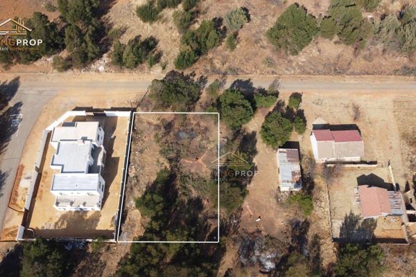 Give your kids the upbringing they deserve in Ohenimuri, Walkerville! With this 991sqm plot at the discounted price of R370,000.00 ...