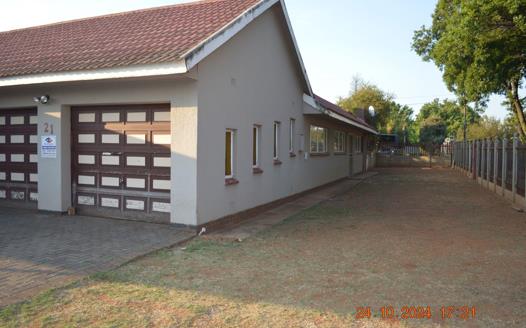 3 Bedroom House for sale in Risiville