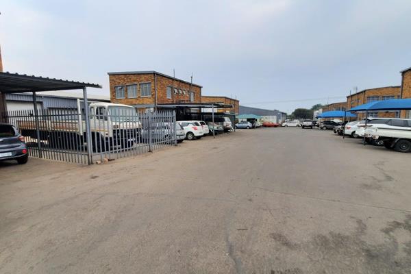 Mini Unit Very Well Located in Business  Park where Security is Very Strict - Day and Night.
It is Suitable for Warehousing or Light ...