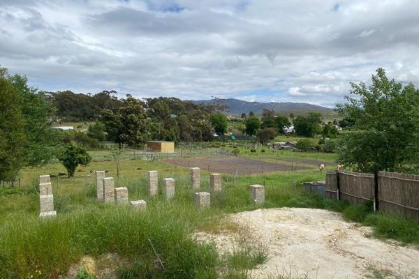 Tucked away on one of the little gravel roads in Tesselaarsdal, you will find this small and piquant vacant stand. The stand already ...