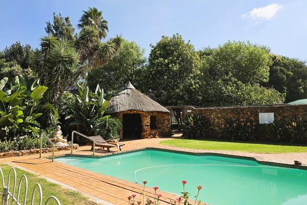 Located in the stunning Magaliesburg area, this exceptional property offers limitless possibilities just 50 minutes from Johannesburg ...