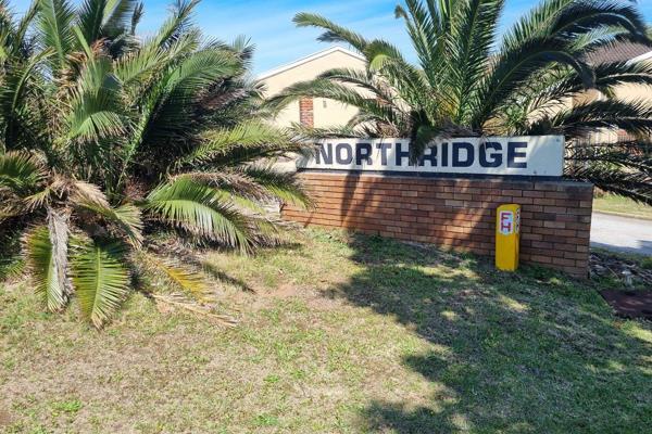 This apartment is very spacious is conveniently located in Northridge on Pigeon Road.

The apartment features are as follows:
- 2 ...