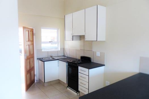 2 Bedroom Apartment / Flat to rent in Kempton Park Central