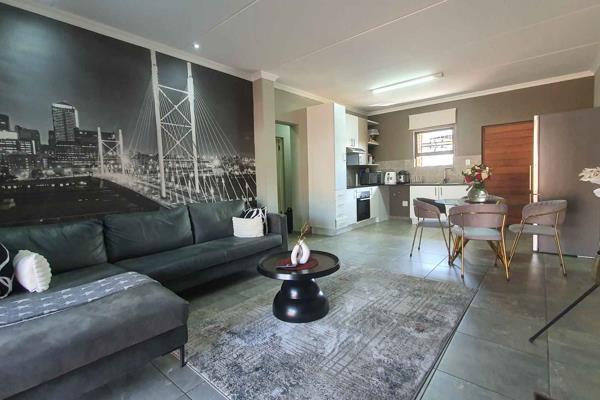 R9250.00 excluding utilities (Pre-paid Electricity)
Available 01 December 2024

2 Bed 2 Bath Apartment to rent in Secure Complex

This ...