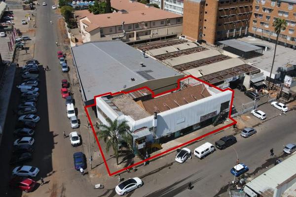 On Auction 21 November - Retail Corner Site

32 West Street in Kempton Park is a well ...