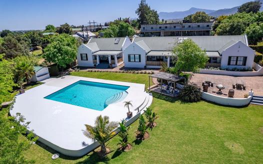 10 Bedroom House for sale in Wellington Rural