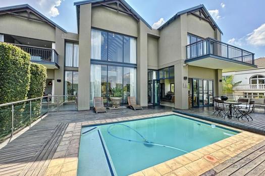 4 Bedroom House for sale in Waterkloof Heights