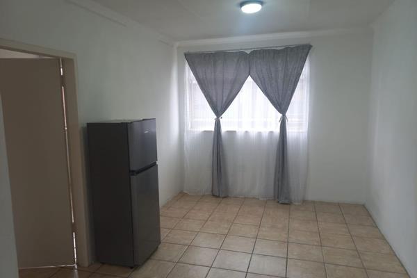 Perfect Starter Home
Neat 2 bedroom and 1 bathroom flat for rent.
There are 2 bedrooms with built-in cupboards, separate toilet and ...