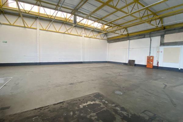 A well-maintained 382m2 industrial warehouse is now available for lease in the secure ...