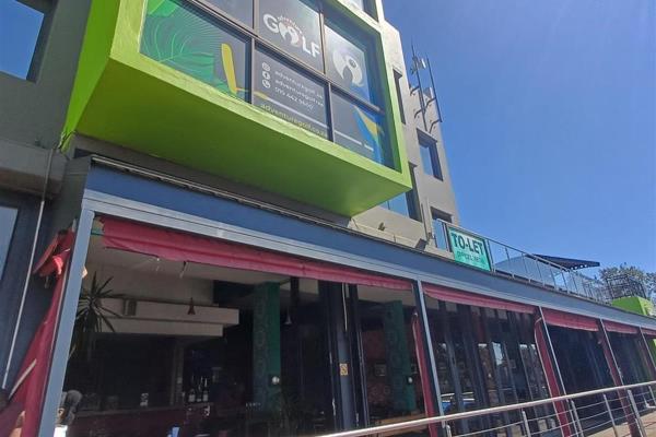 Fantastic opportunity in Greenside main strip, attractive restaurant space on a ...