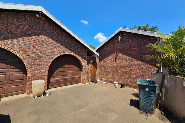 Step into this delightful 3-bedroom facebrick home that seamlessly blends comfort with entertainment potential. The property&#39;s most ...