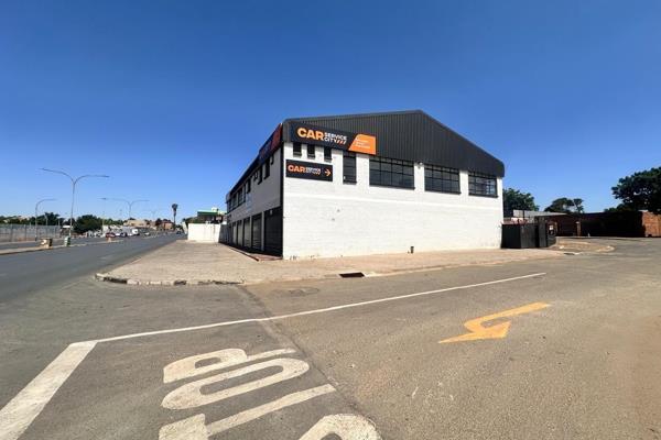 This 500 sqm retail space is available to let at R90,000 per month excluding VAT and ...