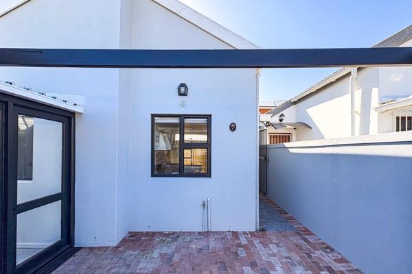 Exclusively Listed with Quay 1 International Realty

Welcoming offers from R1,995,000.00

Welcome to this beautiful, newly ...