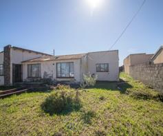 House for sale in Mdantsane Nu 1