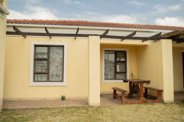 Nestled within the 24-hour secure embrace of Stellendale Villiage Security Complex, this charming 3-bedroom home offers a blend of ...