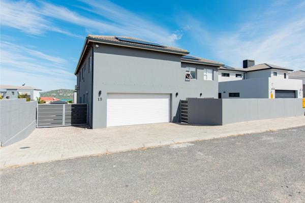 Modern family home for the entertainer.

Stepping into this home you get the feeling ...