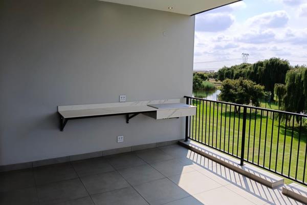 MODERN LUXURY 2 BEDROOM APARTMENT ASCEND
Block E

Modern/lock up and go lifestyle!

Living at it’s best with beautiful views.
24/7 ...