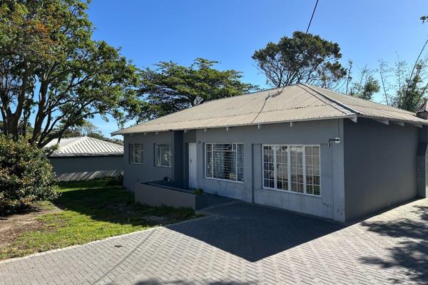 SOLE AND EXCLUSIVE MANDATE

Discover this inviting 3 bedroom home featuring wooden ...