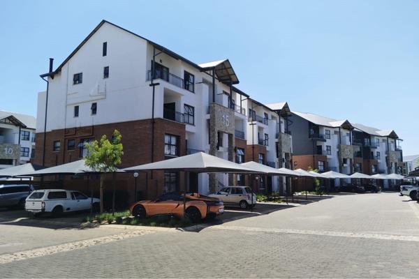 Welcome to the exquisite residential haven at The Blyde, Gauteng, South Africa! This newly available, owner-occupied apartment embodies ...