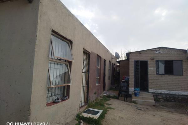 This RDP 1 bedroom house in Olievenbosch Centurion has 1 Bath, Open plan Lounge / ...