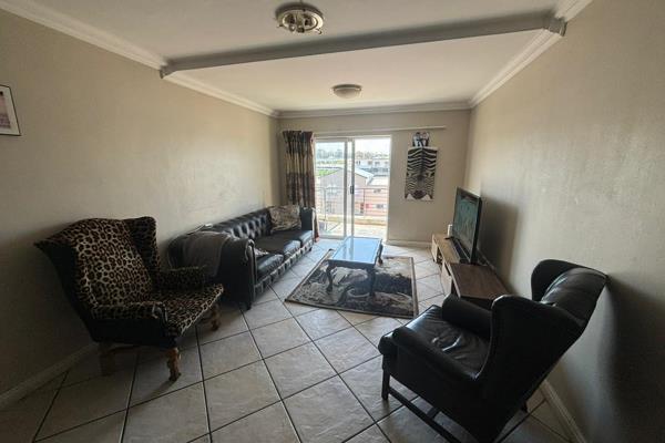 Upon entering this you will find a open plan granite kitchen with easy flow to the lounge and balcony area. This unit offer 2 x ...