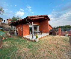 Townhouse for sale in Glenvista