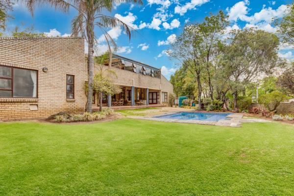 Genuine sellers inviting buyers from R3,900,000 to R4,500,000 to view and negotiate.

Experience the perfect harmony of elegance and ...