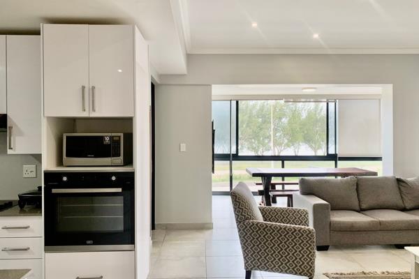 Discover your ideal home in this beautifully designed 3-bedroom apartment located in the desirable De Bakke area of Mossel Bay. ...