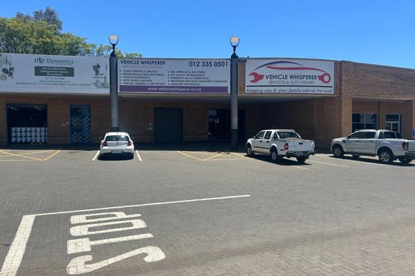 For Lease: 423m&#178; Showroom and Office Space in Gezina, Pretoria

Ideal for Automotive Businesses

This prime commercial ...