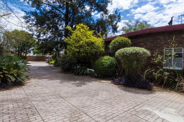 Imagine owning a multi-functional business in one of Centurion&#39;s most sought-after locations—a beautifully designed guest house and ...