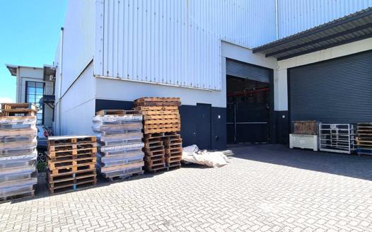 Industrial Property to rent in Capricorn