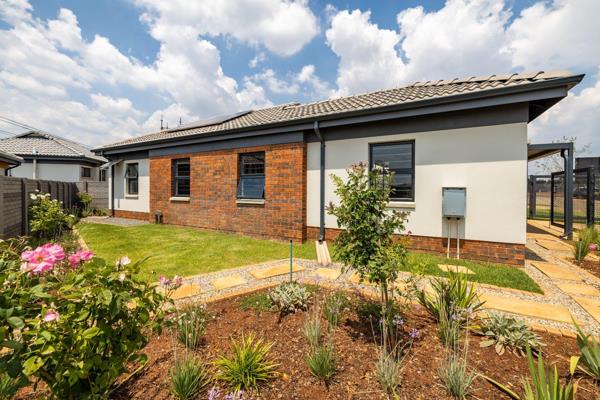 ?? Welcome to Your Dream Home in Alberton! ??
Situated in the serene and sought-after Leopards rest estate, this stunning 3-bedroom ...