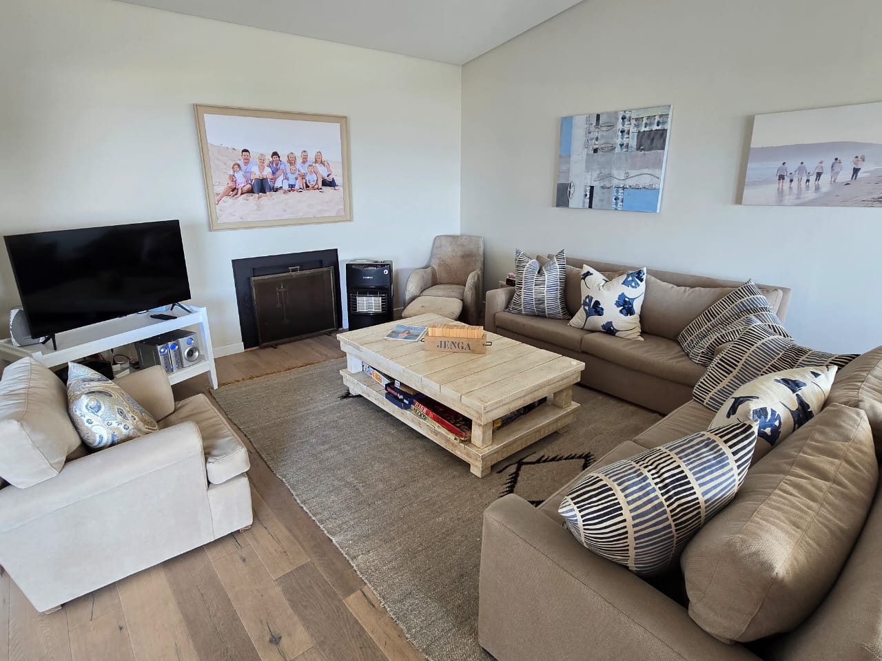 Photo of 6 Bedroom House to rent in Plettenberg Bay Central