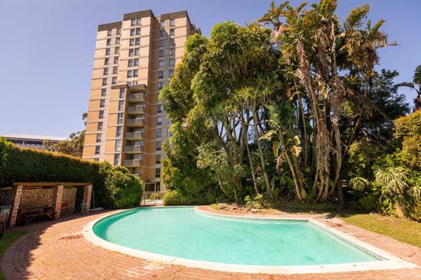 A must see!

Located in Salwood Court, a highly sought-after security complex along the Liesbeek River, this 108m&#178; apartment ...