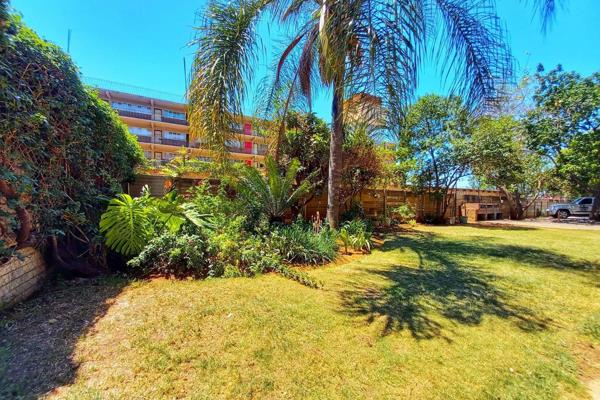 Bank-assisted sale with a motivated seller—make an offer today! 
This spacious apartment ...